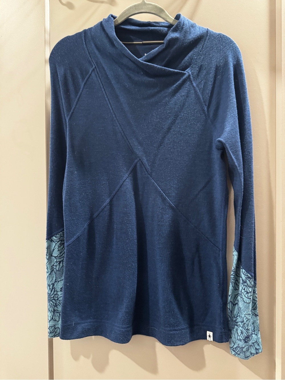 Smartwool Navy Blue Pullover Hoodie with Patterned Light Blue Cuffs
